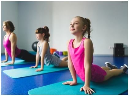 Four Life Lessons That Your Kids Can Learn Through Yoga - Therapy Joker